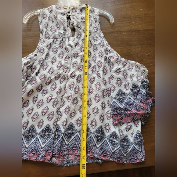 Arizona Jean Co Bohemian Rayon White Mauve Blue Cold Shoulder Blouse Size Large - Picture 5 of 14